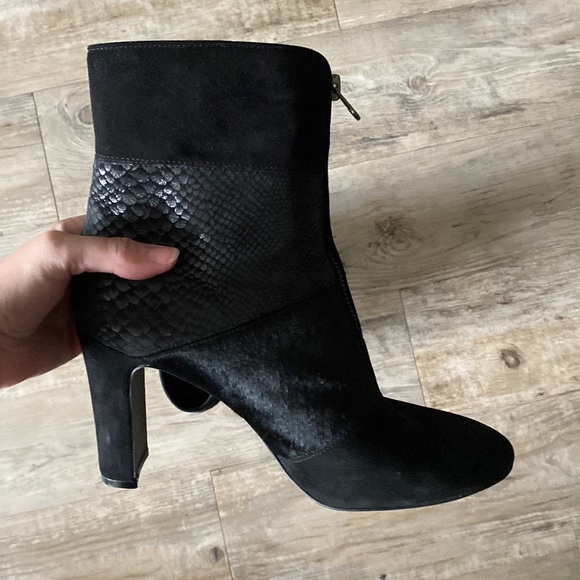 Anne Klein booties - Picture 3 of 3